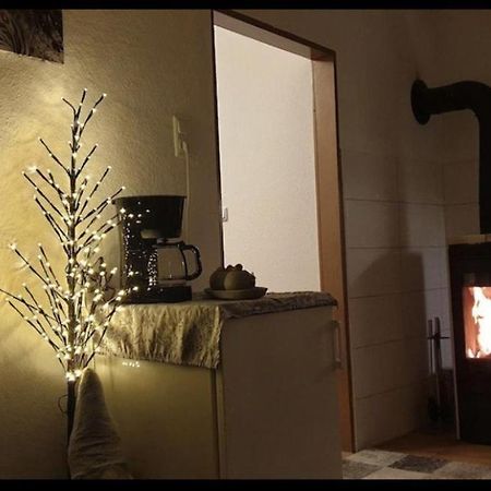 Lovely 1-Bed Apartment In Koblenz Coblenza Exterior foto